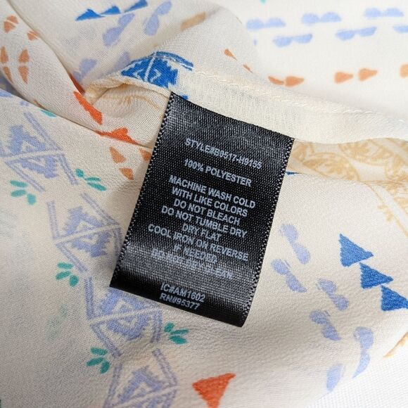 Sanctuary Sleeveless Button Front Blouse - Picture 6 of 8